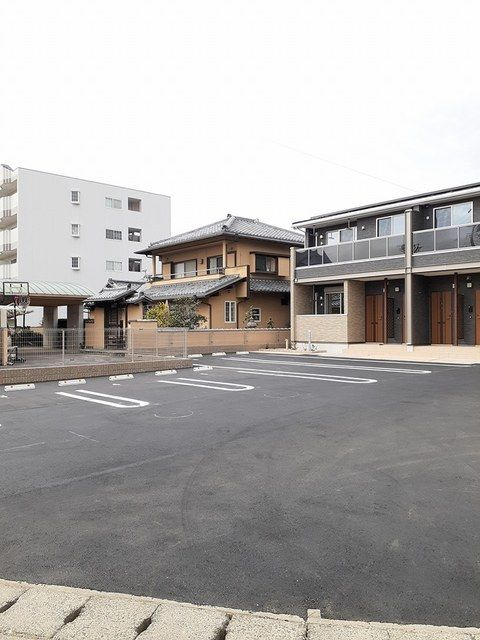 ヴィラージュ　デザルブルの駐車場