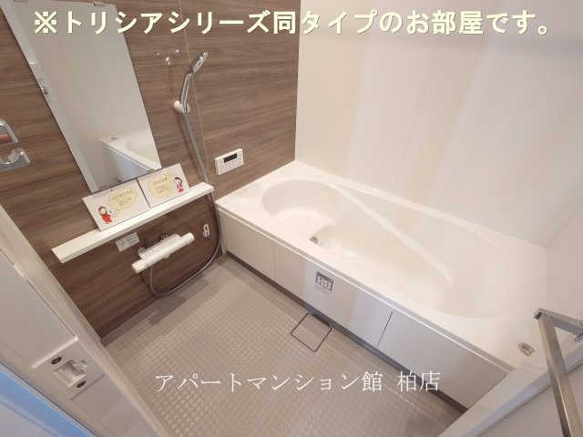 ラフィーユⅡの浴室|同施工会社、同型タイプです／※現況優先