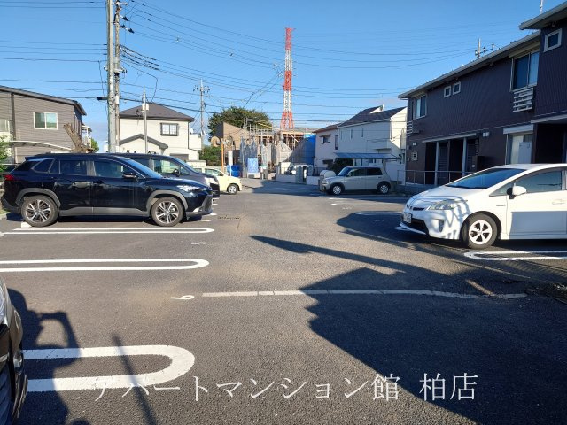 ラフィーユⅡの駐車場|同施工会社、同型タイプです／※現況優先