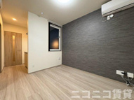 Six Base Nishiaraiの画像