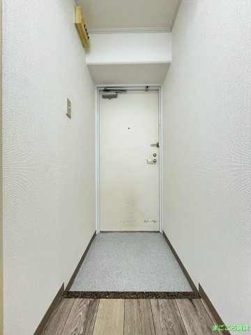【玄関】 | オフィスポート本町WEST