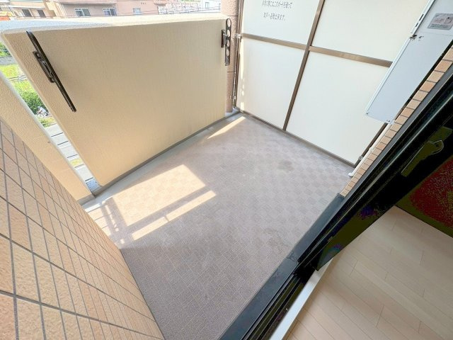 JMFレジデンス大阪淡路のバルコニー