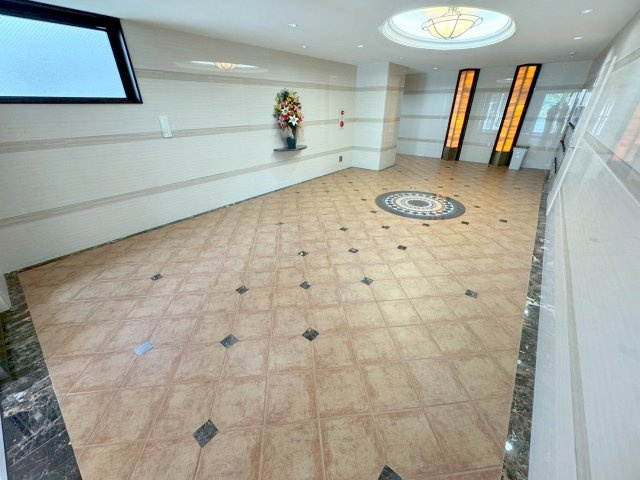 JMFレジデンス大阪淡路のロビー