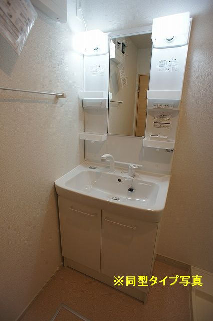 ファウストの独立洗面台