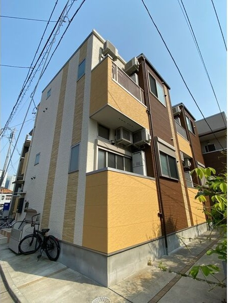 クレインハイツ本陣の外観