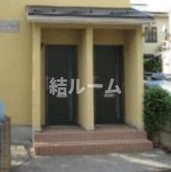 豊島区上池袋２丁目のアパートのエントランス