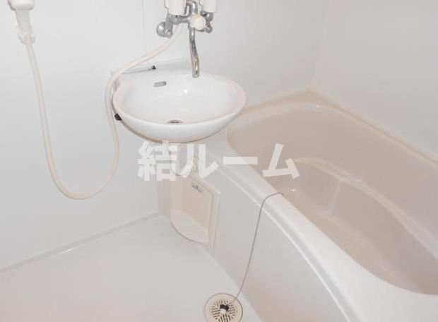 北区中十条１丁目のアパートの洗面所