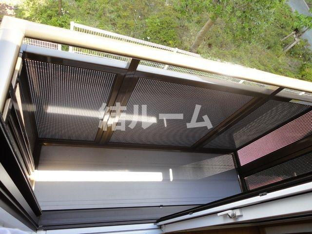 練馬区氷川台３丁目のアパートのバルコニー