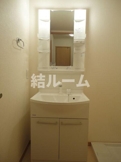 練馬区氷川台３丁目のアパートの洗面所