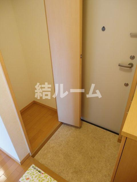 練馬区氷川台３丁目のアパートの玄関