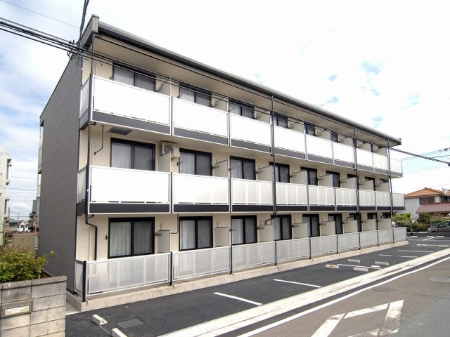 レオパレスエリュシオンの外観