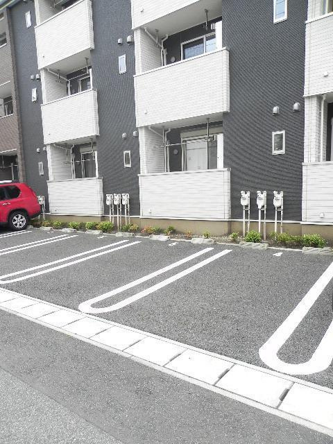 ソレアード南流山の駐車場|駐車場