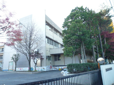 越谷市立桜井小学校まで450ｍ