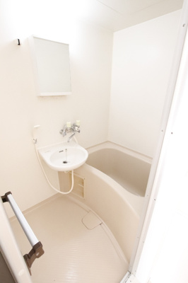 ユニットバスです♪