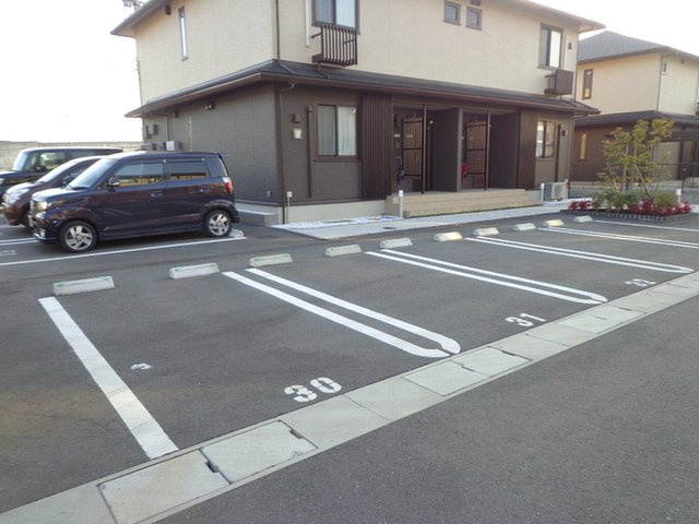 Ｋａｄｏｙａｋａｎ　D棟の駐車場|駐車場