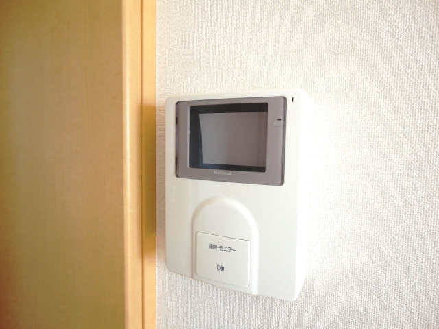アーバンヒルズほなみの内装|カメラ付インターホン