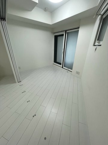 MAXIV梅島DUEの洋室
