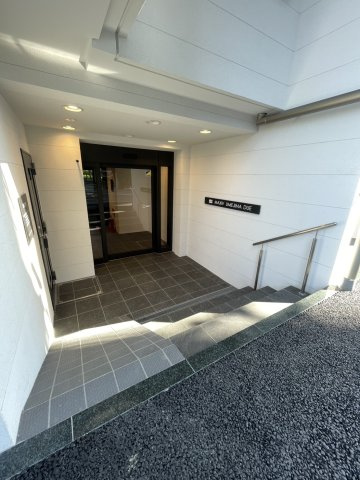 MAXIV梅島DUEのエントランス