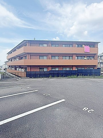 アーデルコート岩崎台の外観
