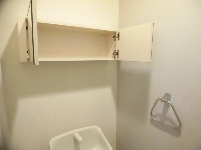 ポルト・ボヌールのトイレ|便利なトイレ棚
