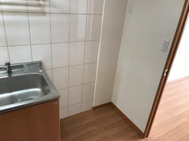 ルナ・アルカディア参番館のキッチン|冷蔵庫置場