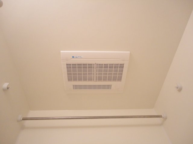 ヴァンヤードＢのその他|浴室乾燥機