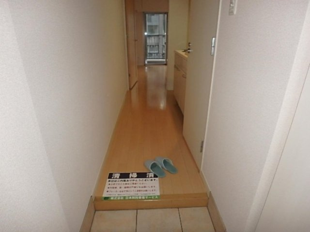プレール・ドゥーク京橋の玄関