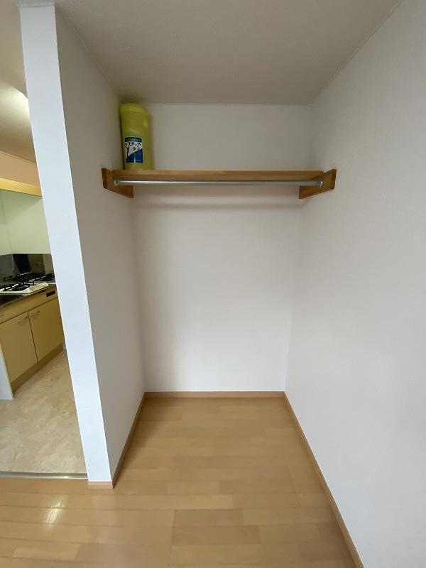 ＭＹ・ピュア千住曙町Ａの収納