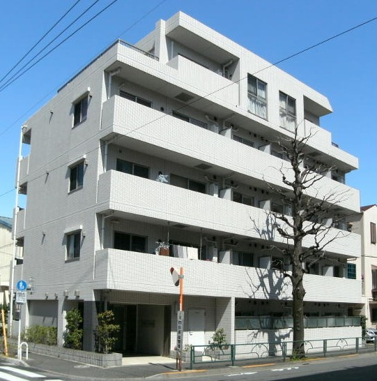 ヴェルト中野上鷺宮の外観