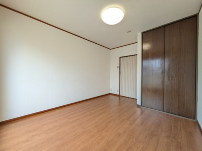 南西向きの洋室７．０帖☆