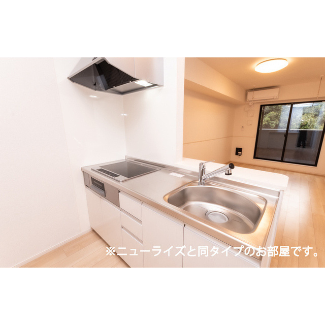 岐阜市西鶉２丁目のアパートのキッチン