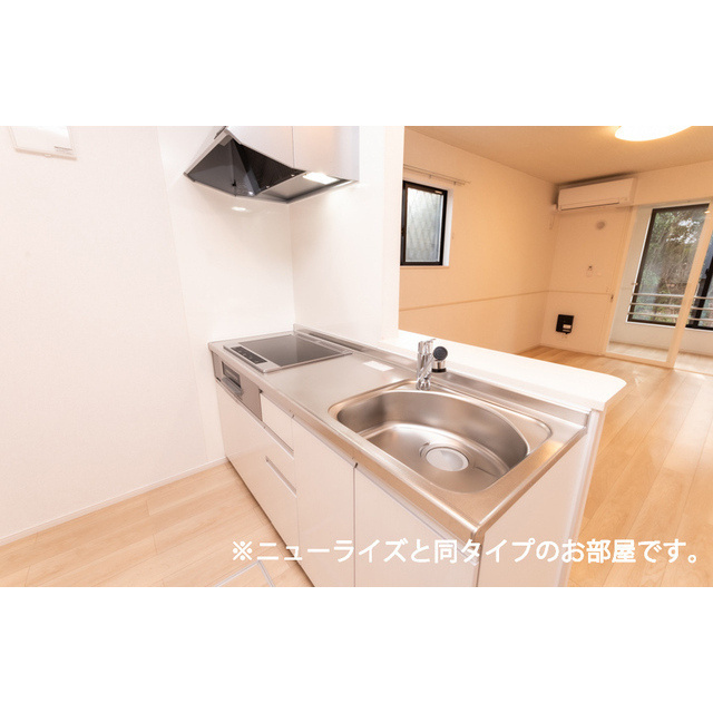 岐阜市西鶉２丁目のアパートのキッチン