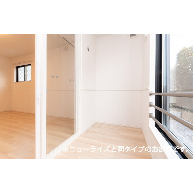 岐阜市西鶉２丁目のアパートのバルコニー