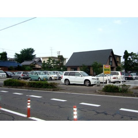 岐阜市西荘２丁目の駐車場の外観