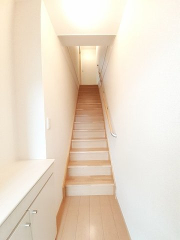 パルティールの玄関|明るい玄関です