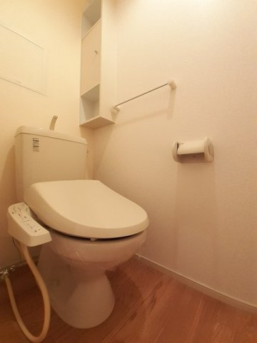 コンフォートＴＡＮＡＫＡのトイレ|落ち着いたトイレです