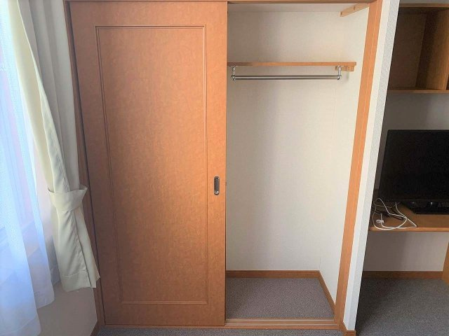 【内装】 | レオパレス三ッ沢上町Ⅱ | 明るい室内です