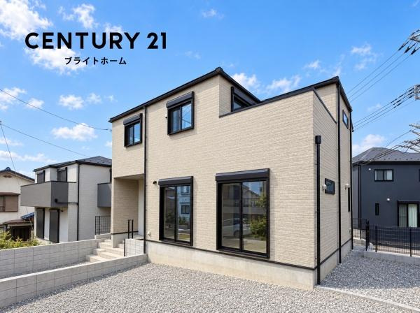 横浜市港南区笹下６丁目の新築一戸建の外観|堂々と完成しました！いつでもご案内可能です！
お車でご自宅まで送迎承ります。
※外構部分は現在工事中になりCGで参考写真です。