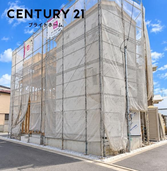 横浜市港南区笹下５丁目の新築一戸建の外観|同仕様物件もご案内をさせて頂きます。
お車でご自宅まで送迎承ります。