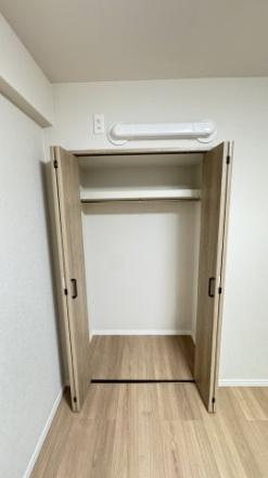 サンロイヤル新田辺アカデミア２号館　中古 マンションの収納