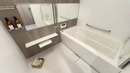 サンロイヤル新田辺アカデミア２号館　中古 マンションの浴室