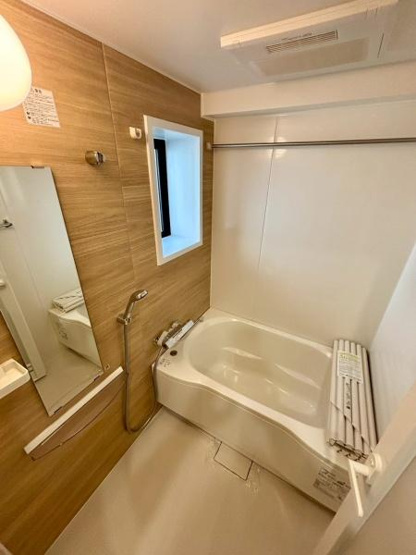 【浴室】 | 【24日・25日見学可】ライオンズマンション竹の塚第3 | 室内干しにも最適な浴室乾燥機付き♪