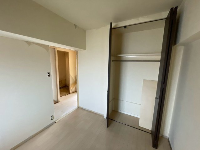【収納】 | モントーレ長尾 | 各部屋にはクローゼットを完備しています。収納が多いお家はすっきりして快適空間です