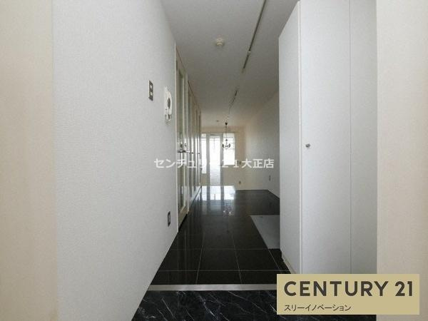 U residence 弁天町　(是空弁天)の洋室