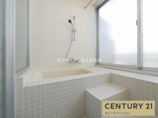 U residence 弁天町　(是空弁天)の浴室