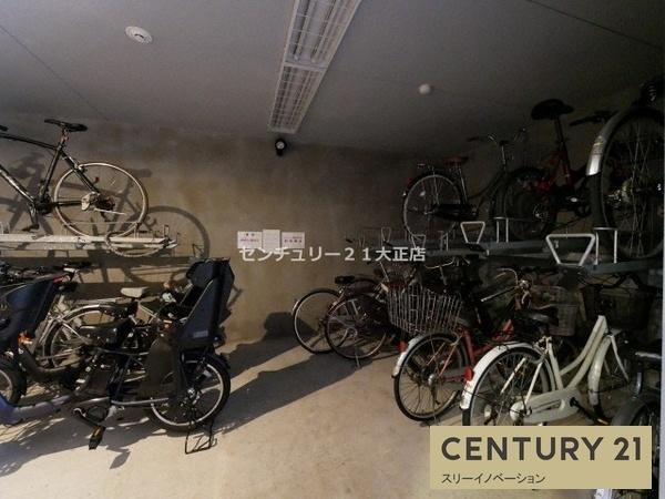 ルナ・エスパシオンの駐車場
