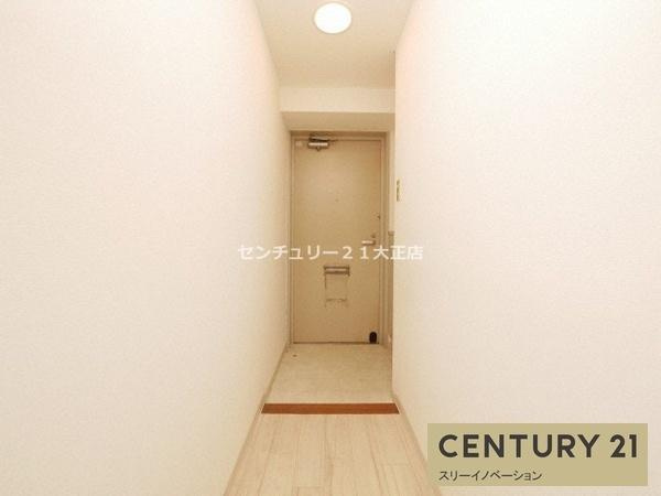 シャトー元町の玄関