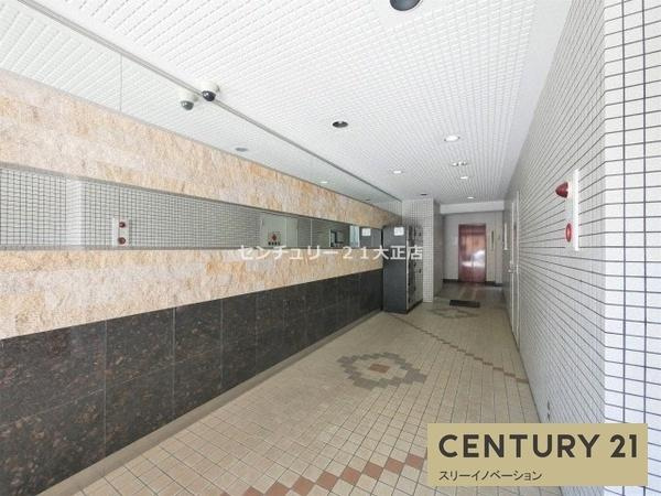 シャトー元町のエントランス