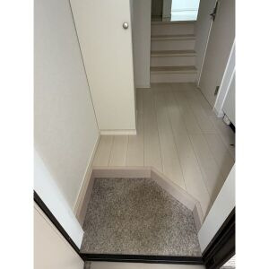 カーサさくらIの玄関