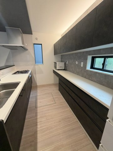太田市龍舞町中古戸建のキッチン|使いやすいキッチンです